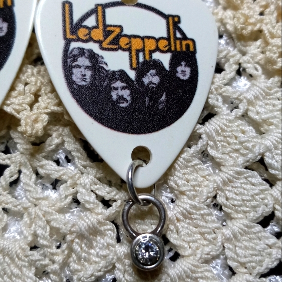Guitarpick Earrings (Led Zepplin) - Picture 1 of 2